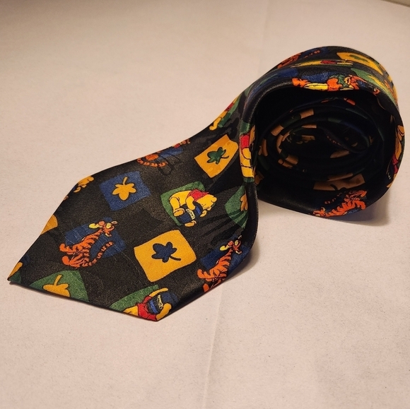 Disney Winnie the Pooh Collector Tie – Classic Disney Character Tigger Eyore - Picture 1 of 6